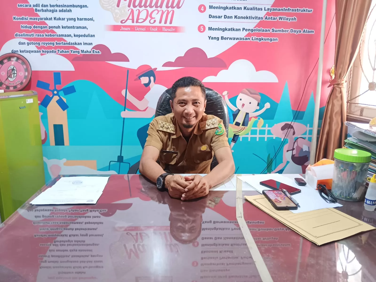 Lurah Maluhu, Tri Joko Kuncoro (Foto: Klausa)