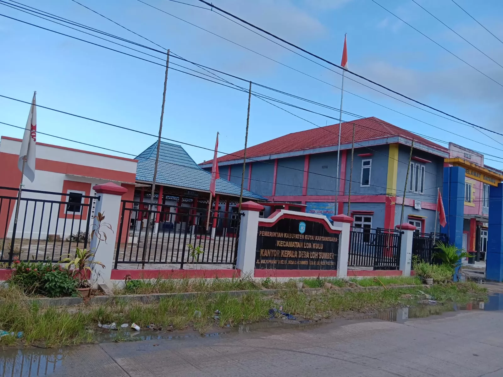 Kantor Kepala Desa Loh Sumber (Foto: Istimewa)