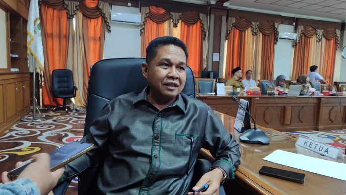 Ketua DPRD Kutim, Joni (Foto: Istimewa)