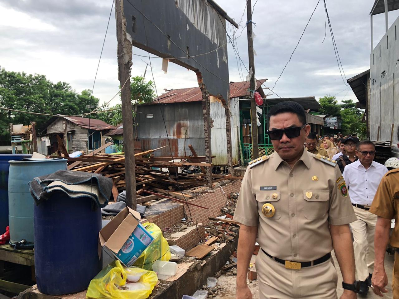 Wali Kota Samarinda, Andi Harun meninjau lokasi pembebasan lahan segmen Ruhui Rahayu - Gelatik (Foto: Yah/Klausa)