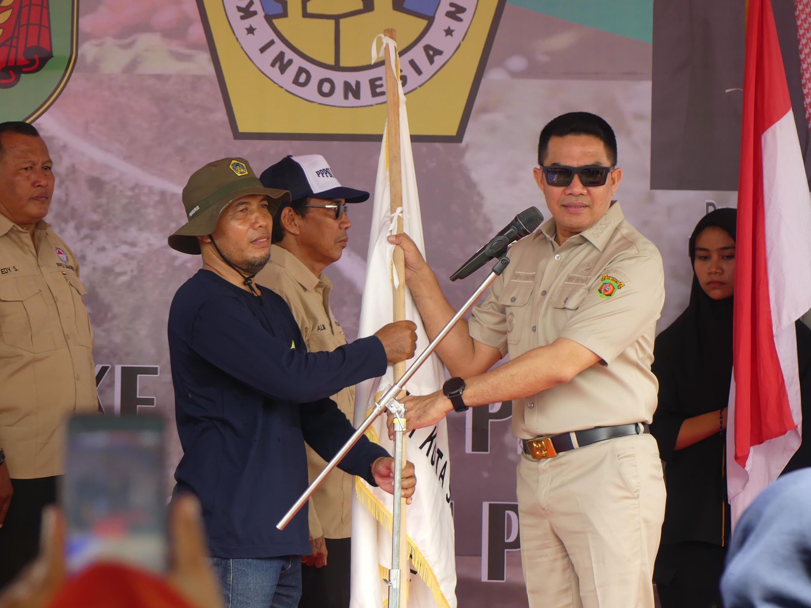 Wali Kota Samarinda Andi Harun saat hadiri pembukaan Pra Peda Kontak Tani Nelayan Andalan (KTNA) Ke II di Lapangan Bola Makroman Samarinda, Selasa (25/06/2024). (Foto: Yah/Klausa)