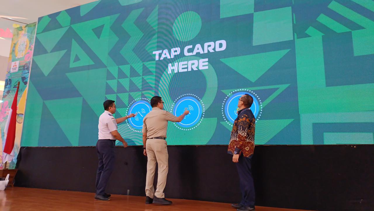 Wali Kota Samarinda resmikan Kartu Parkir Non Tunai di Bigmal Samarinda pada Selasa, (9/7/2024) (Foto: Yah/Klausa)