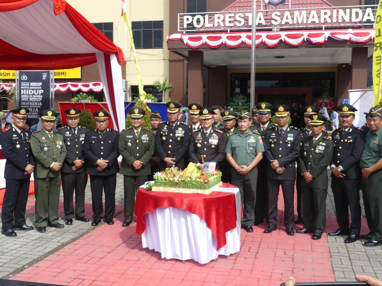 Polresta Kota Samarinda gelar upacara HUT Bhayangkara ke 78. (Foto: Yah/Klausa)