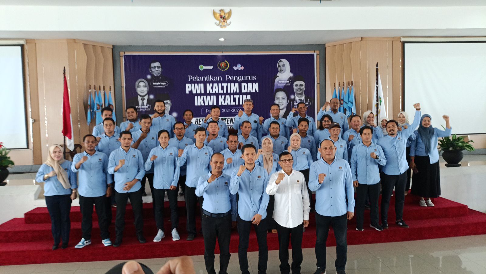 Pelantikan pengurus PWI Kaltim (Foto: Istimewa)