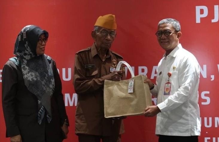 Kegiatan ramah tamah dan silaturrahmi dengan Veteran, Purnawirawan, Wredatama, Warakawuri Angkatan '45 dan Pemuda Perintis Kemerdekaan Kalimantan Timur, Hotel Fugo Samarinda, Jumat (16/8/ 2024).(Ist/Pemprov Kaltim).