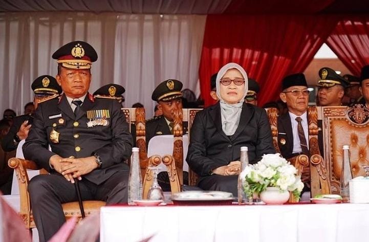 Sekretaris Daerah Provinsi (Sekdaprov) Kalimantan Timur (Kaltim) menghadiri upacara Peringatan HUT ke-79 Tentara Nasional Indonesia (TNI) Tahun 2024 di Gelora Kadrie Oening Sempaja Samarinda, pada Sabtu (5/10/2024).(Ist)