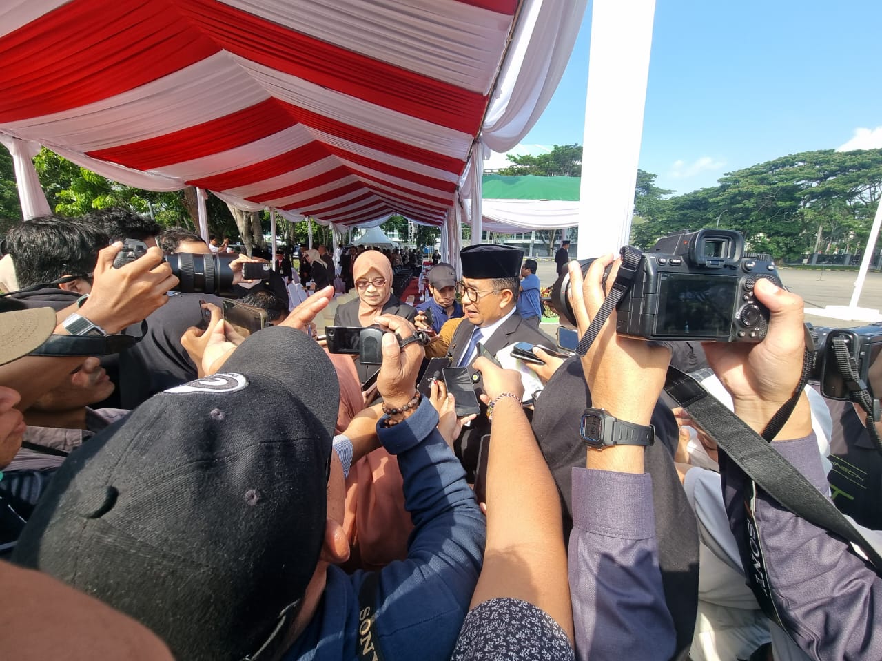 Kegiatan upacata Hari Sumpah Pemuda (HSP) ke-96 tahun 2024, di Halaman Parkir Gelora Kadrie Oening Sempaja, Kota Samarinda, Kalimantan Timur (Kaltim) pada Senin (28/10/2024).