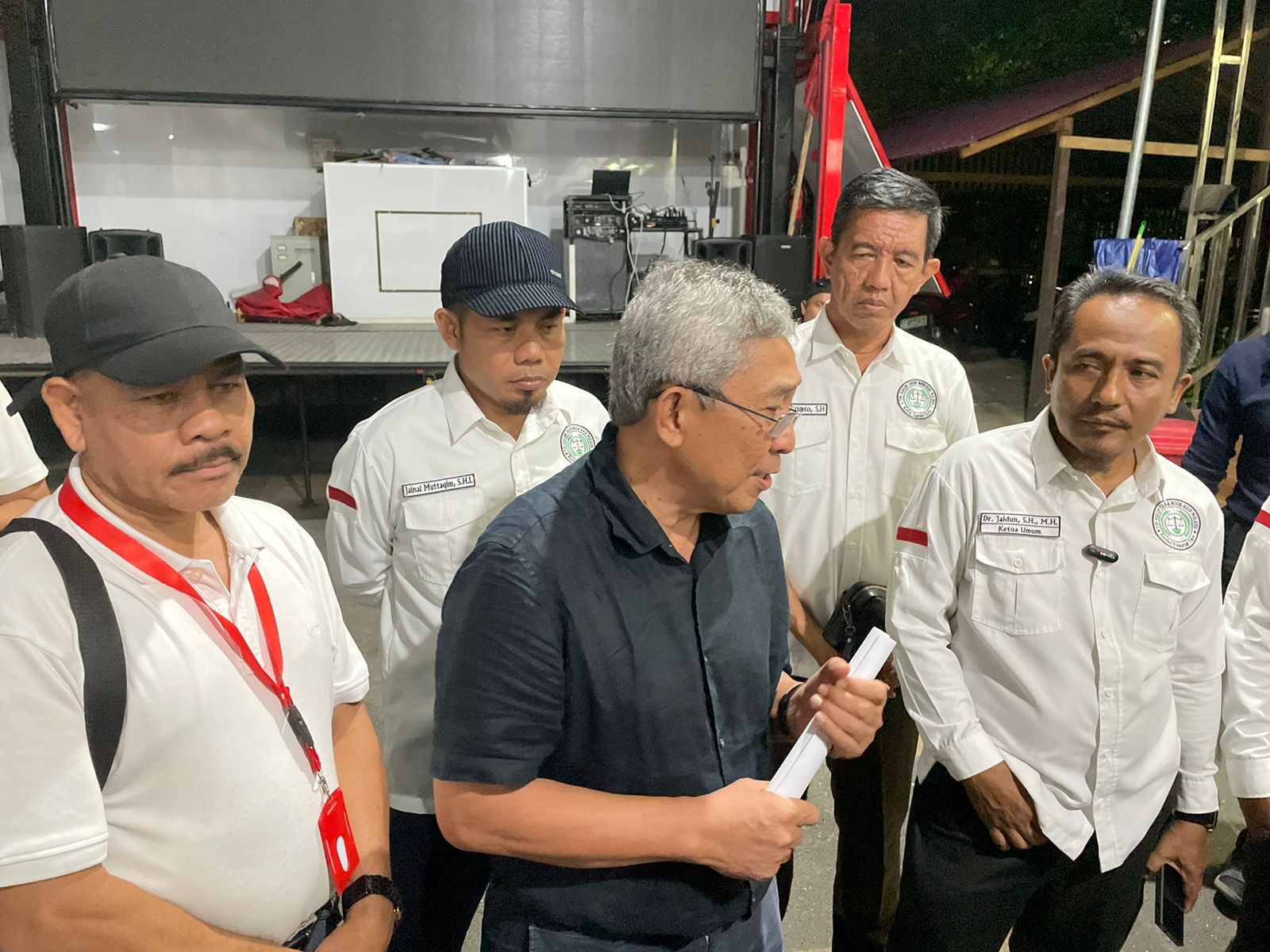 Tim Pemenangan pasangan calon nomor urut 1, Isran Noor dan Hadi Mulyadi. (Foto: Istimewa)
