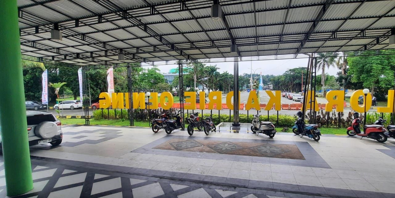 Ilustrasi bagian depan Stadion Gelora Kadrie Oening Sempaja, Samarinda.
