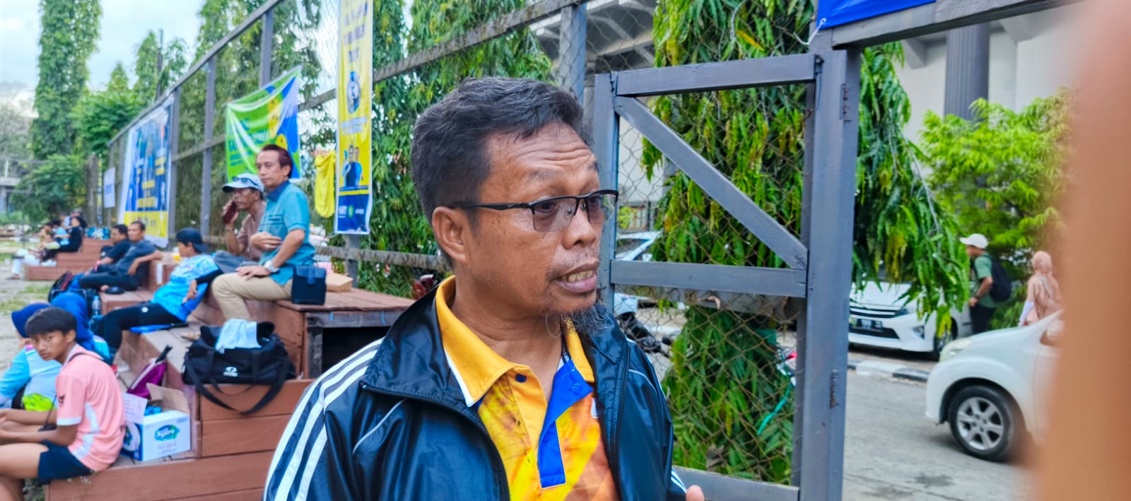 Kepala Analis Kebijakan Ahli Muda Bidang Pemberdayaan Pemuda Dispora Kaltim, Hasbar Mara saat diwawancarai. (Foto: Wan/Klausa)