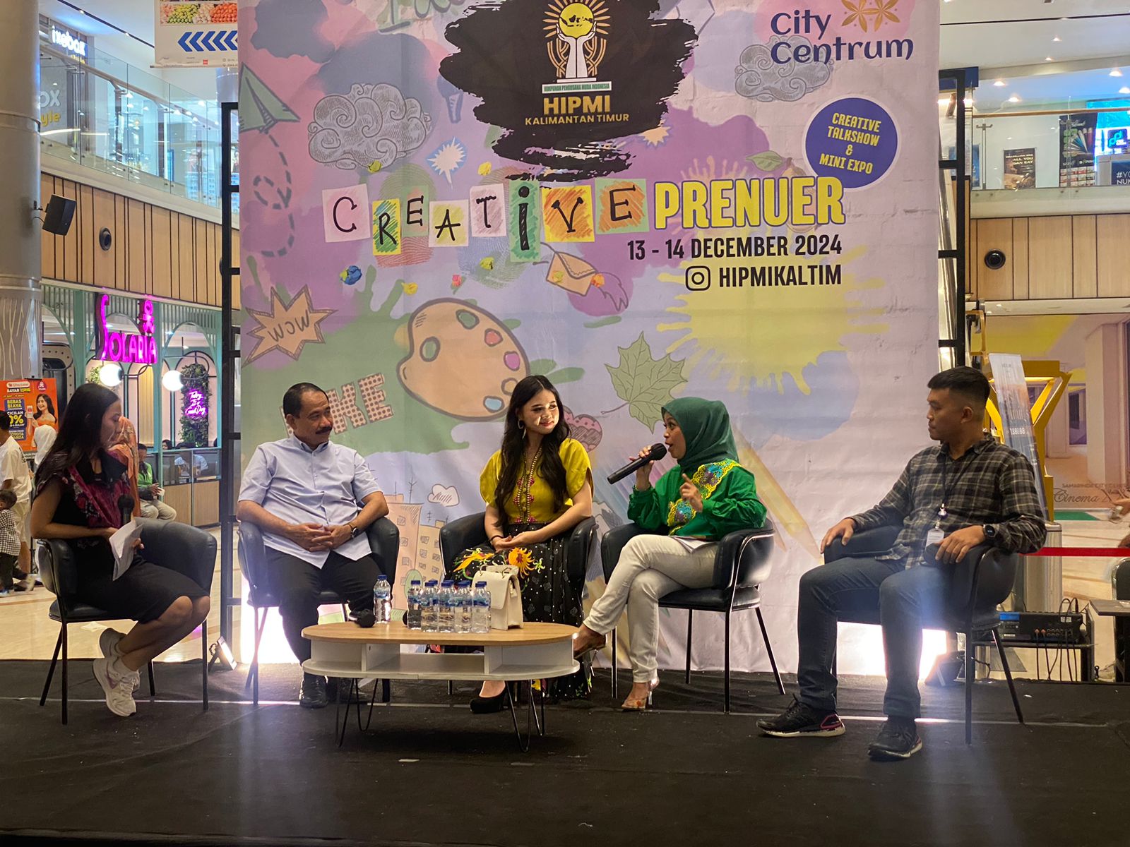 HIPMI Kaltim menggelar acara Creative Talkshow dan Mini Expo yang digelar di City Centrum, Jumat (13/12/2024). (Foto: Yah/Klausa)