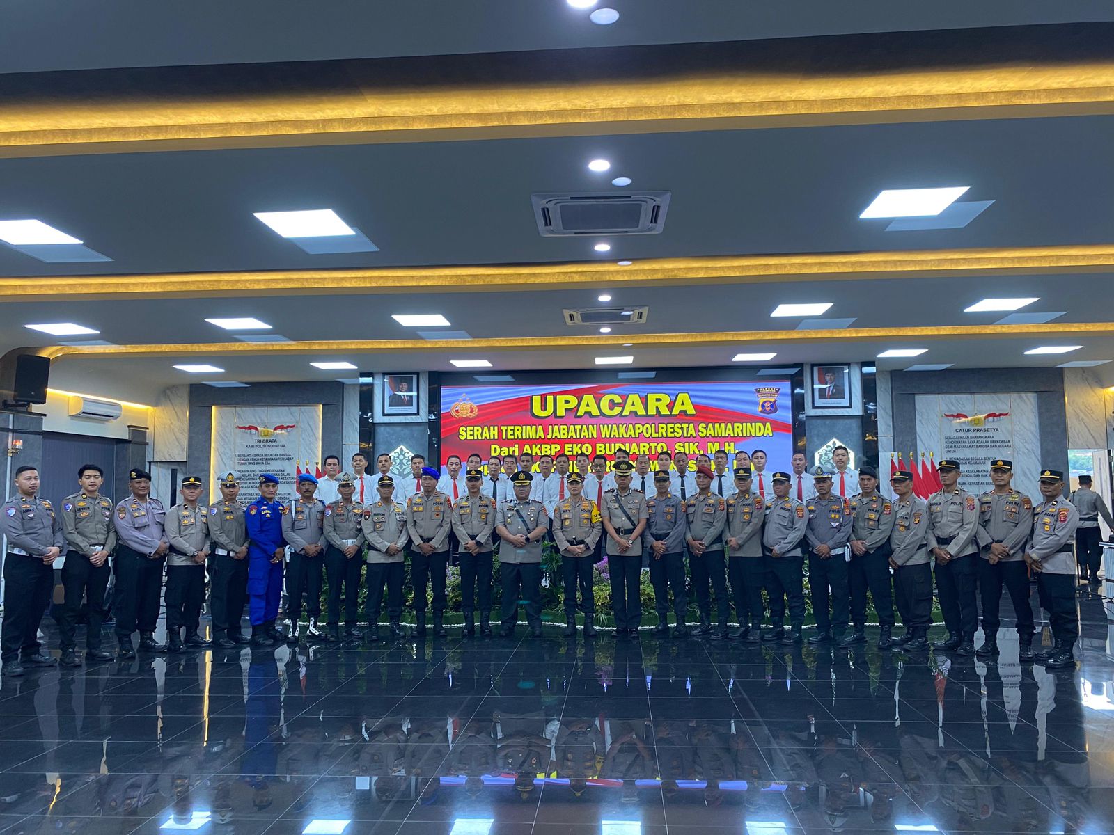 Upacara Serah Terima Jabatan AKBP Heri Rusyaman resmi dilantik sebagai Wakapolresta Samarinda pada Kamis (2/1/2025). (Foto: Yah/Klausa)