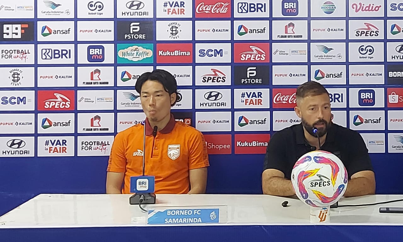 Gelandang Borneo FC Samarinda Kemzo Nambu saat sesi konferensi pers.(WAN)