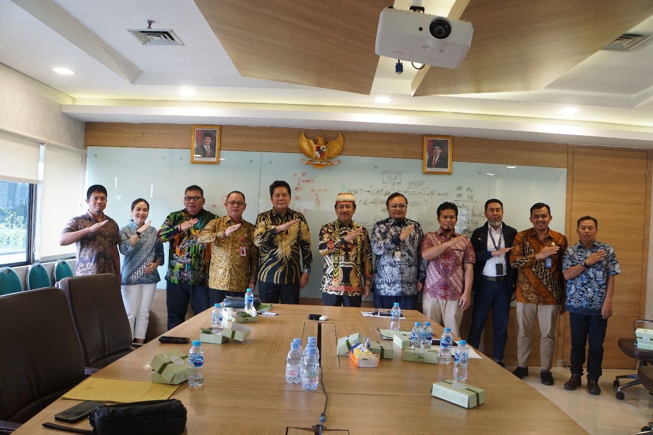Serah terima aset Bandar Udara Datah Dawai kepada Kementerian Perhubungan Republik Indonesia. (Foto: Istimewa)