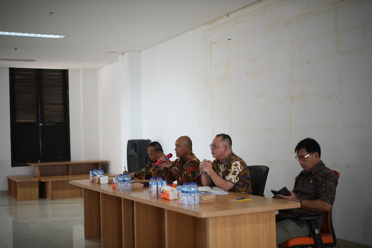 Audiensi yang digelar Pemkab Mahulu terkait SK kenaikan TPP guru. (Foto: istimewa)