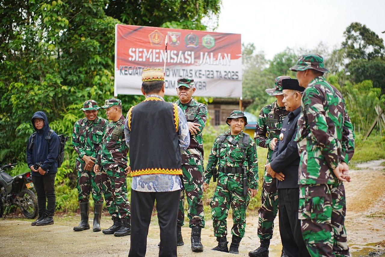 Upacara penutupan TNI Manunggal Membangun Desa (TMMD) Ke-123. (Foto: Istimewa)