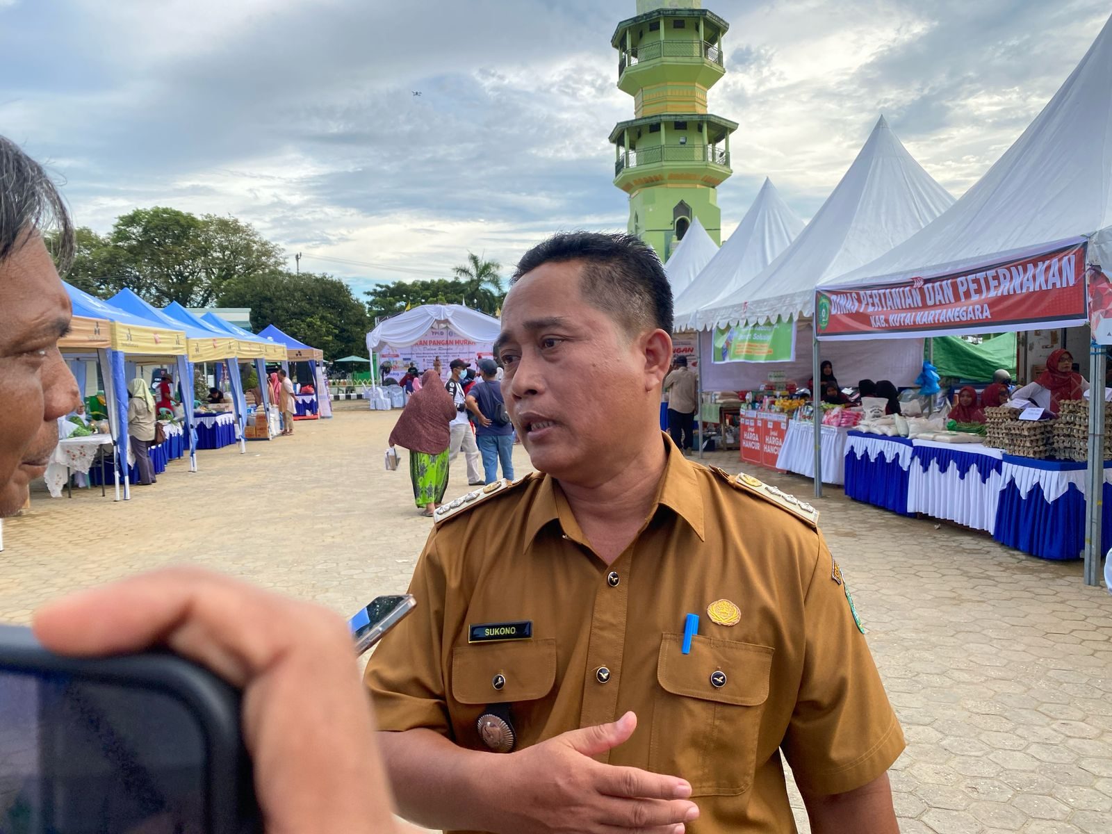 Camat Tenggarong, Sukono. (Foto: Yah/Klausa)
