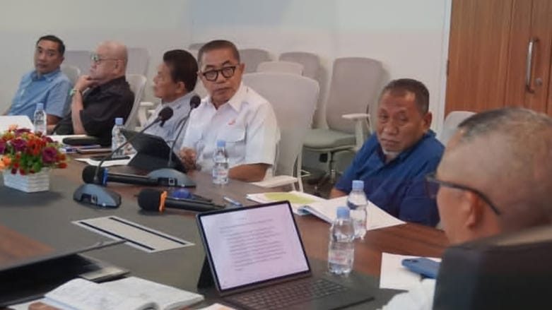 Dispora Kaltim bersama KONI Kaltim menggelar rapat koordinasi di Gedung Kadrie Oening Tower, Sempaja, Samarinda (Foto: Klausa)