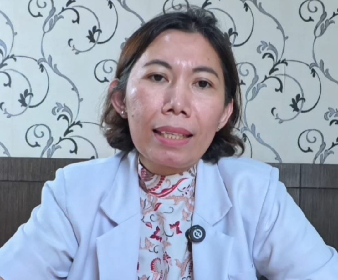 Dokter spesialis paru RSUD AWS, dr Yanti Evi Gultom.
( Foto : Istimewa )