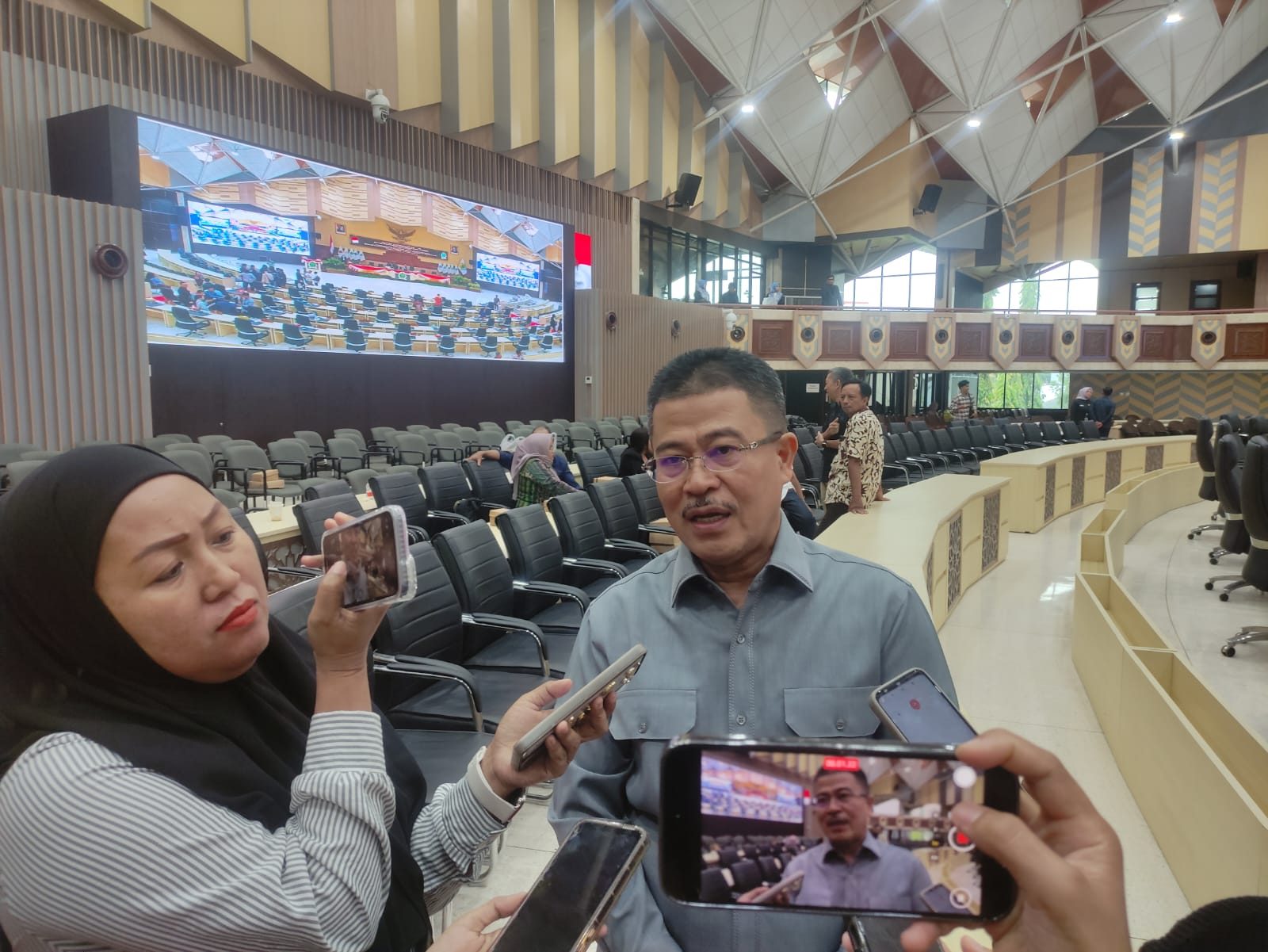Sekretaris Komisi IV DPRD Kalimantan Timur (Kaltim), Darlis Pattalongi.
(Foto : Din/Klausa)