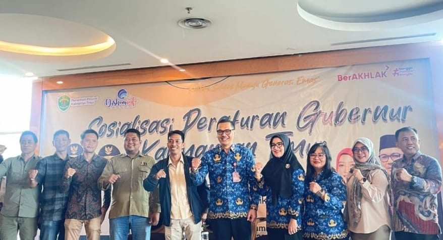 Diskominfo Kaltim, dalam Sosialisasi Peraturan Gubernur (Pergub) Kaltim Nomor 49 Tahun 2024 tentang Pengelolaan Media dan Komunikasi Publik, di Lounge Hotel Five Premiere Samarinda.
( Foto : Din/Klausa )
