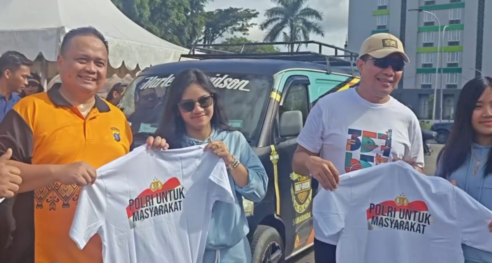 Kapolresta Samarinda, Kombes Pol Hendri Umar dan Walikota Samarinda, Andi Harun dalam rangkaian acara HUT Bayangkara ke-79.
( Foto : Istimewa )