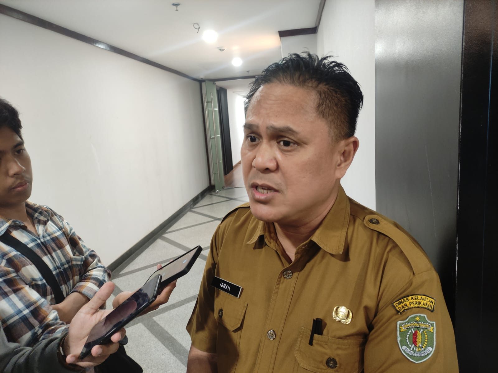 Subkoordinator Pendayagunaan Ruang Laut, Pesisir, dan Pulau-Pulau Kecil DKP Kaltim, Ismail.
( Foto : Din/Klausa )