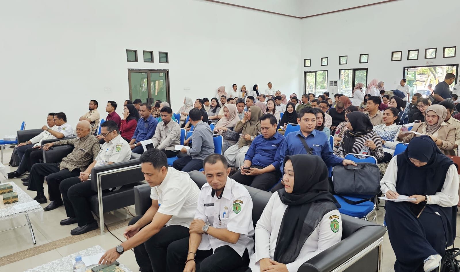 Kegiatan Sosialisasi Tata Cara Pembuatan dan Pengesahan Peraturan Perusahaan (PP) Tahun 2025, yang digelar Disnakertrans Kaltim.
( Foto : Istimewa )