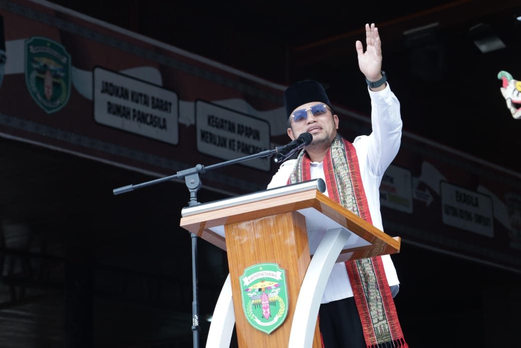 Gubernur Kaltim, Rudy Mas'ud, membuka gelaran PEDA XI 2025, di Kutai Barat.
( Foto : Istimewa )