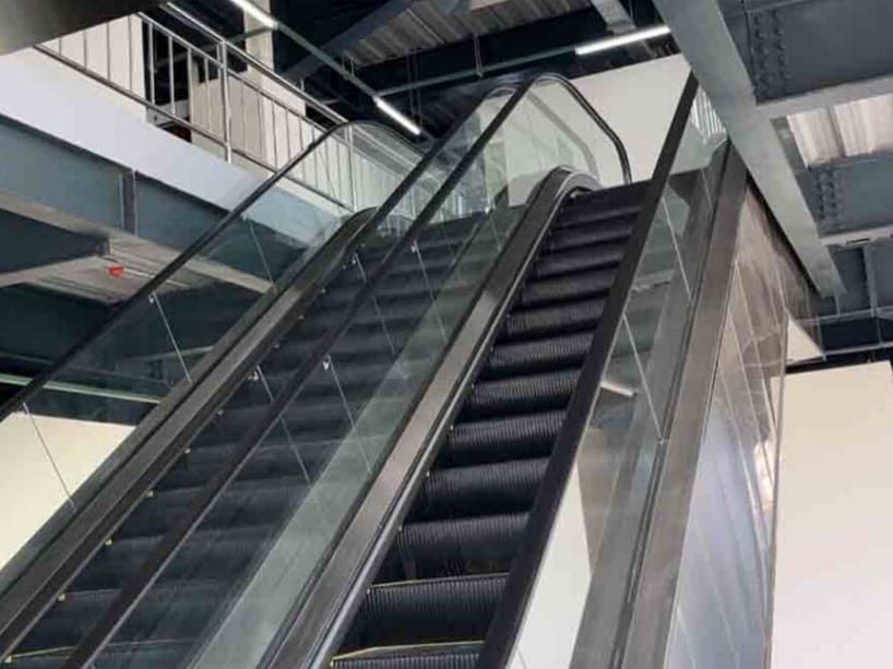 Eskalator di Pasar Pagi Samarinda. (Istimewa)