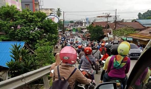 Potret kondisi Gunung Manggah yang kerap terjadi kemacetan di hari Lebaran. (Ist)